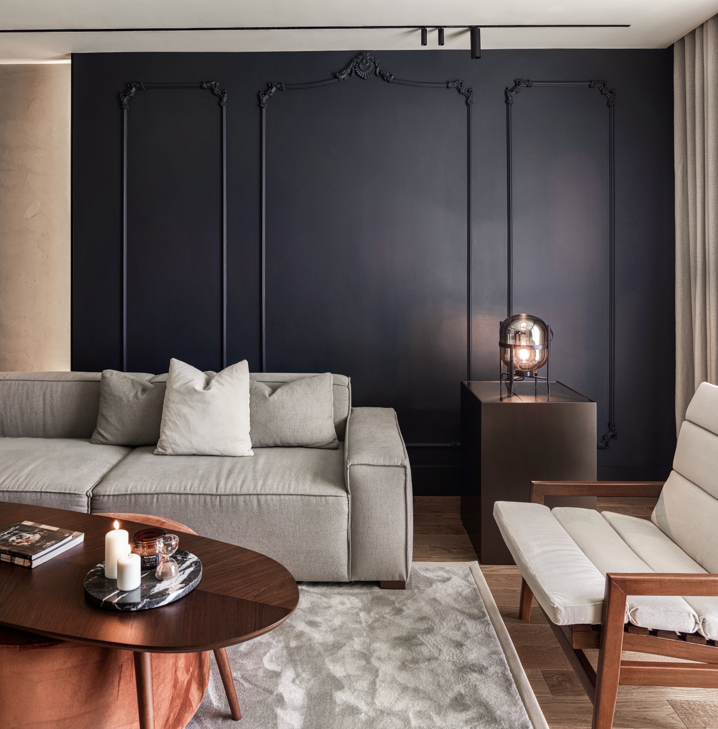 Ataköy — Salon Koyu Duvar